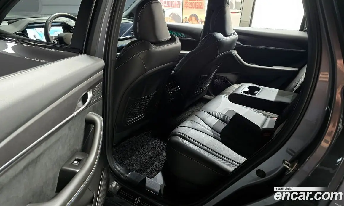 Renault (Samsung) Grand Koleos 2024 1.5 автомат (гидро), фото 17