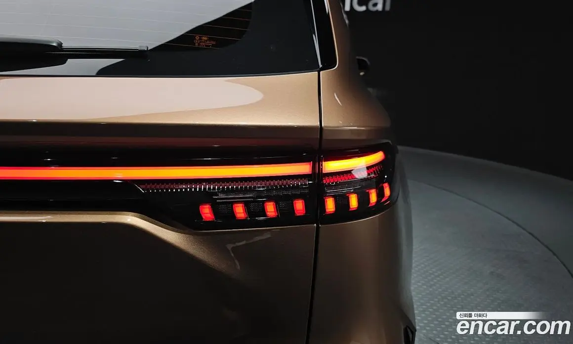 Renault (Samsung) Grand Koleos 2024 1.5 автомат (гидро), фото 9