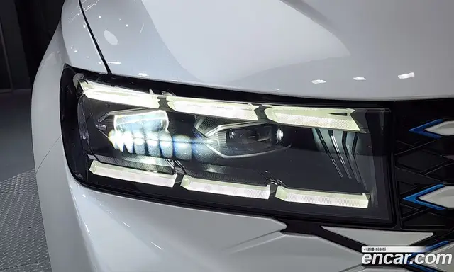 Renault (Samsung) Grand Koleos 2024 1.5 автомат (гидро), миниатюра 8