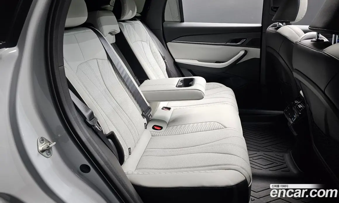 Renault (Samsung) Grand Koleos 2025 1.5 автомат (гидро), фото 12