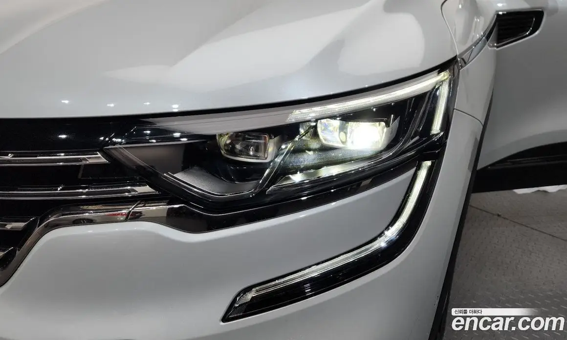Renault (Samsung) QM6 2016 2.0 автомат (гидро), фото 8 Renault (Samsung) QM6 2016 2.0 автомат (гидро), фото 8