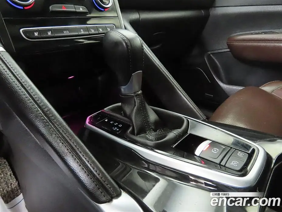 Renault (Samsung) QM6 2016 2.0 автомат (гидро), фото 9