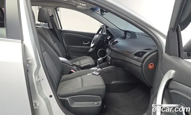 Renault (Samsung) SM3 2010 1.6 автомат (гидро), миниатюра 12