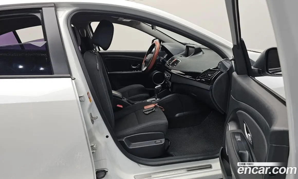 Renault (Samsung) SM3 2015 1.6 автомат (гидро), фото 16