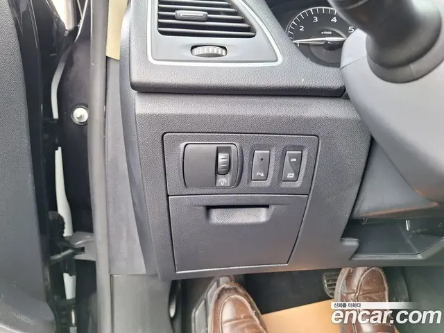 Renault (Samsung) SM5 2012 2.0 автомат (гидро), миниатюра 9
