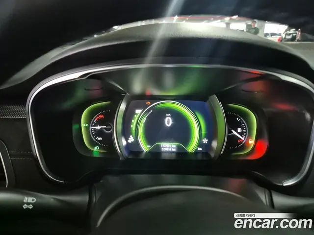 Renault (Samsung) SM6 2016 2.0 автомат (гидро), миниатюра 7