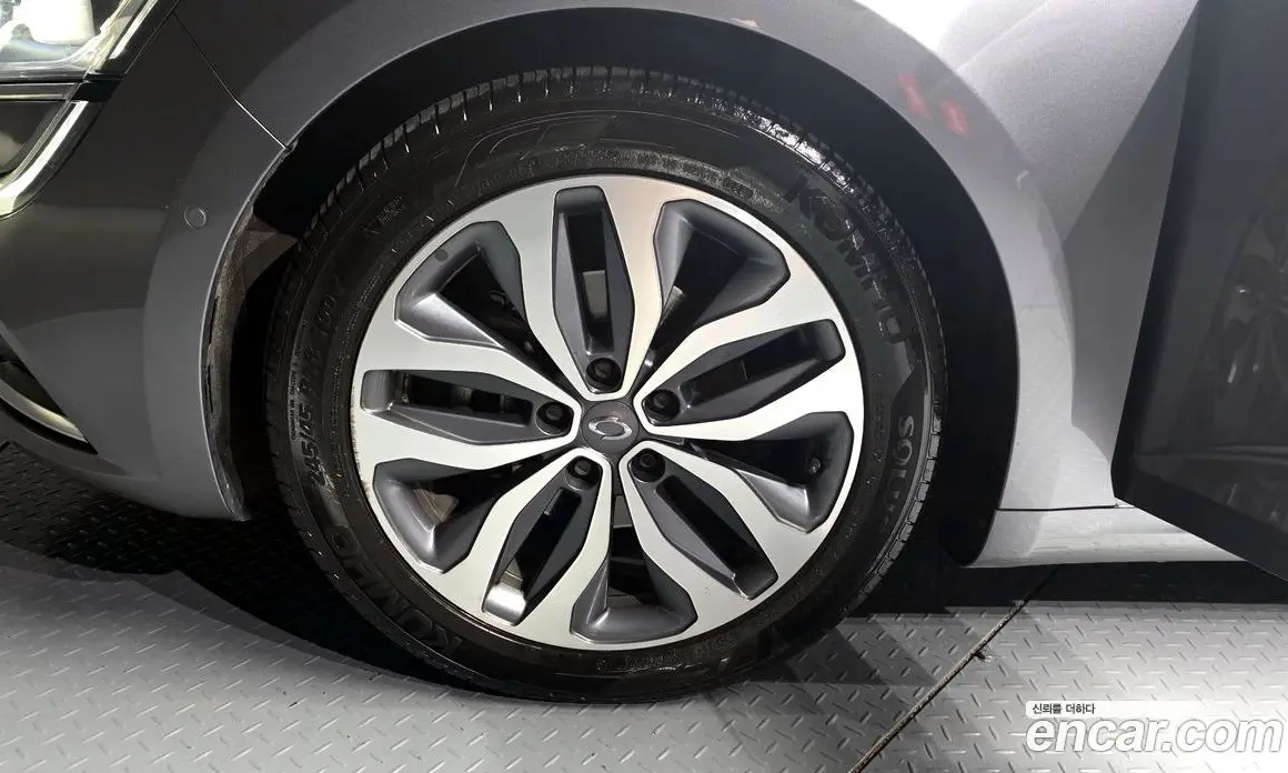 Renault (Samsung) SM6 2016 2.0 автомат (гидро), фото 5 Renault (Samsung) SM6 2016 2.0 автомат (гидро), фото 5