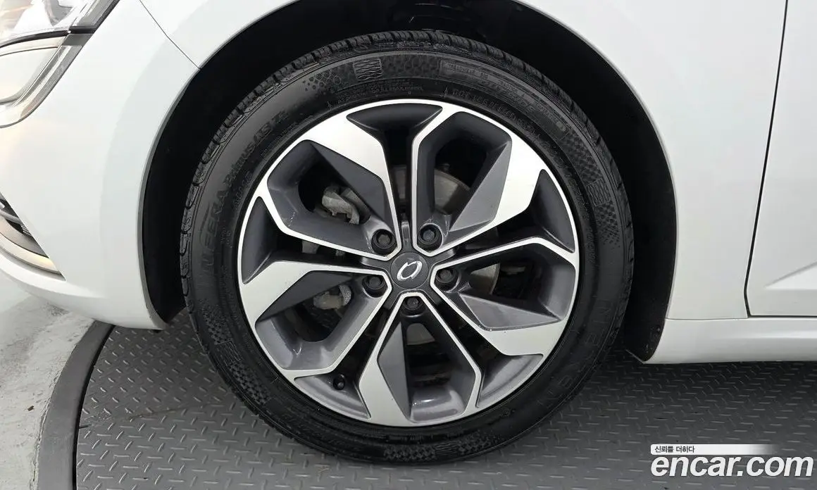 Renault (Samsung) SM6 2018 1.5 автомат (гидро), фото 5