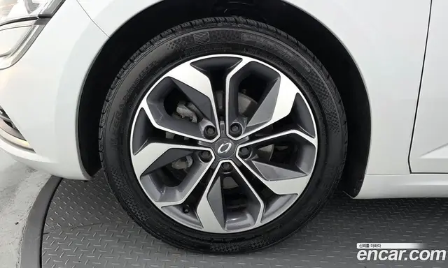 Renault (Samsung) SM6 2018 1.5 автомат (гидро), миниатюра 5