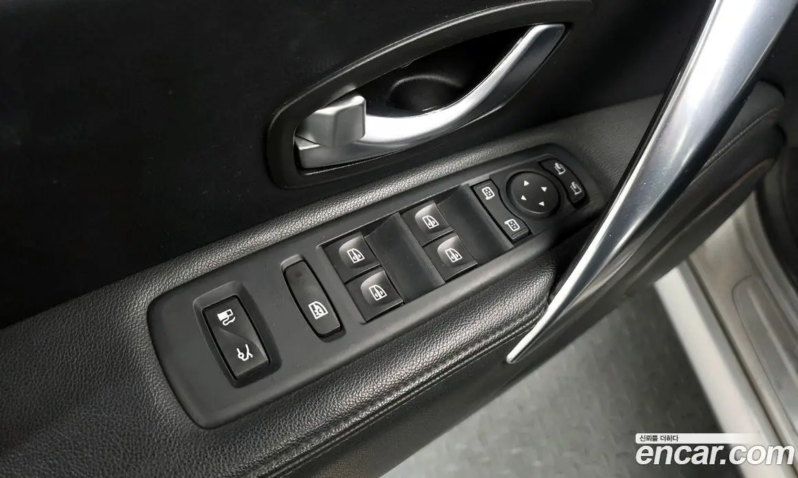 Renault (Samsung) SM7 2011 2.5 автомат (гидро), фото 29 Renault (Samsung) SM7 2011 2.5 автомат (гидро), фото 29