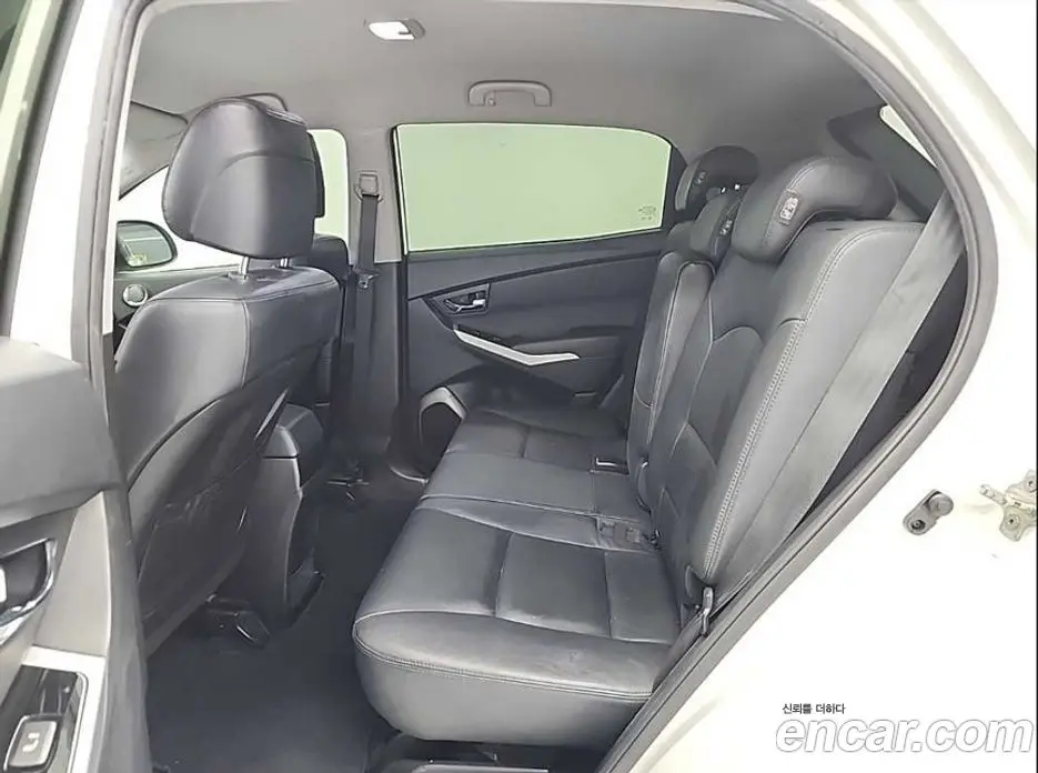SsangYong Korando 2015 2.2 автомат (гидро), фото 11