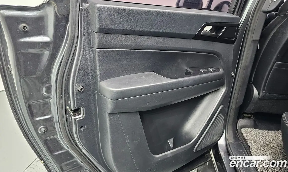 SsangYong Rexton 2019 2.2 автомат (гидро), фото 15