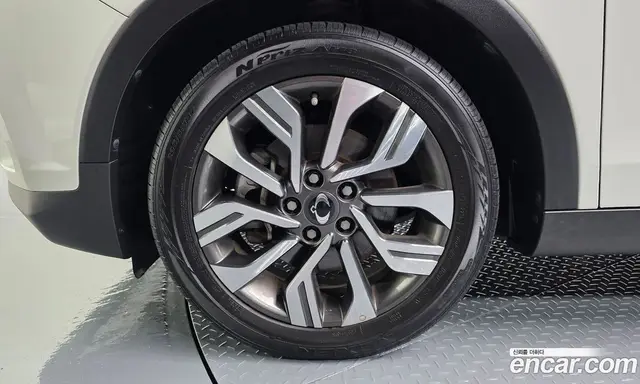 SsangYong TIBOLI 2018 1.6 автомат (гидро), миниатюра 5