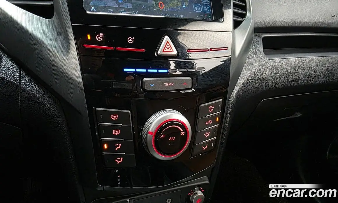 SsangYong TIBOLI 2018 1.6 автомат (гидро), фото 16