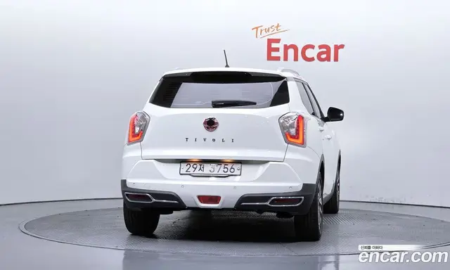SsangYong TIBOLI 2018 1.6 автомат (гидро), миниатюра 4