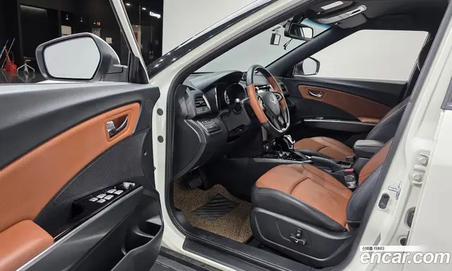 SsangYong TIBOLI 2018 1.6 автомат (гидро), миниатюра 10