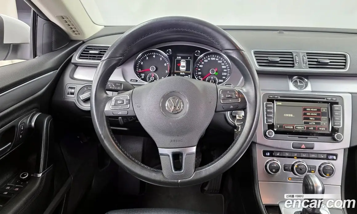 Volkswagen CC 2015 2.0 автомат (гидро), фото 13