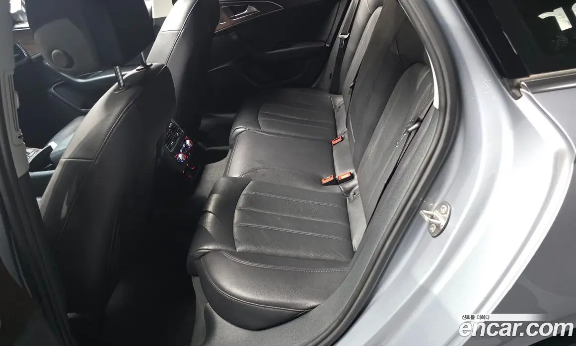 Audi A6 2015 2.0 автомат (гидро), фото 12