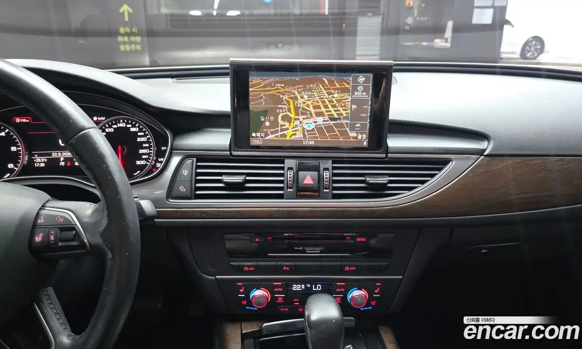 Audi A6 2015 2.0 автомат (гидро), фото 14