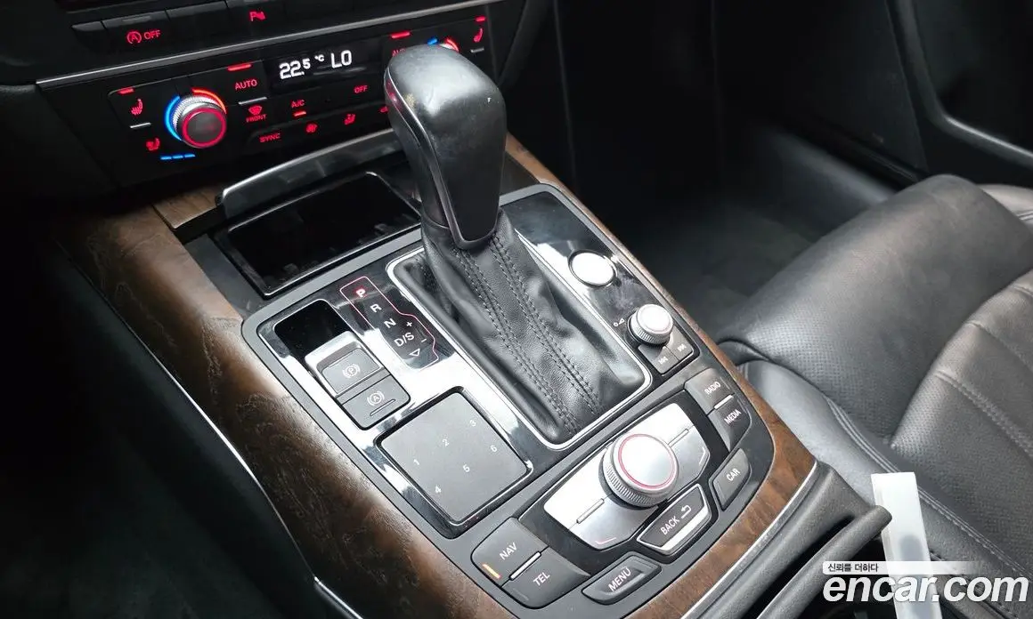 Audi A6 2015 2.0 автомат (гидро), фото 9