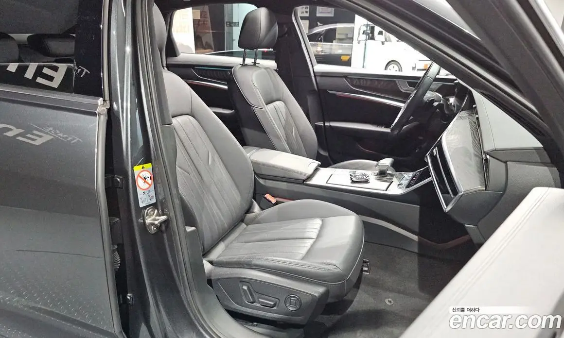 Audi A6 2020 2.0 автомат (гидро), фото 12