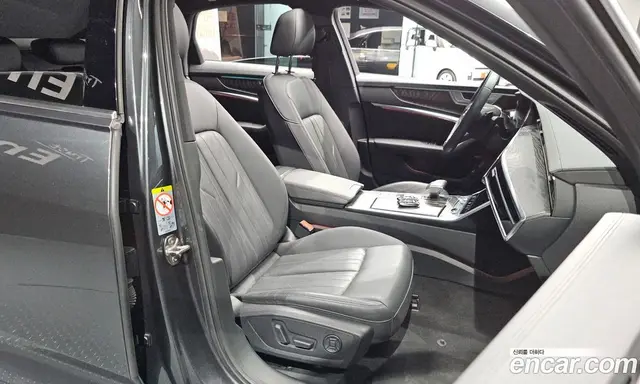 Audi A6 2020 2.0 автомат (гидро), миниатюра 12