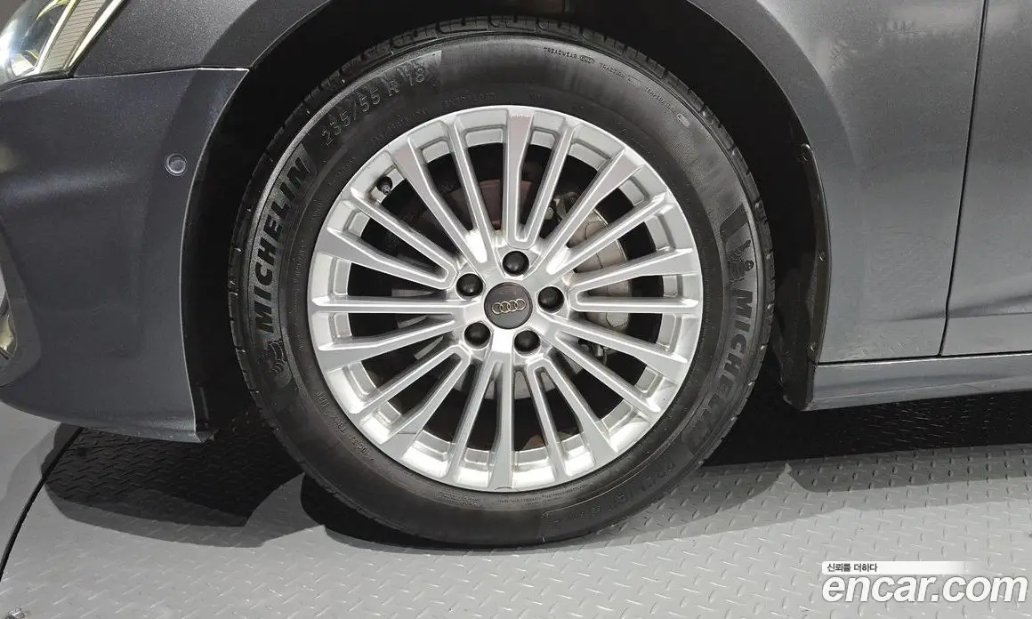 Audi A6 2020 2.0 автомат (гидро), фото 5