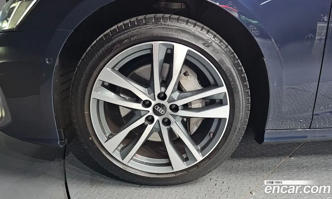 Audi A6 2021 3.0 автомат (гидро), фото 4