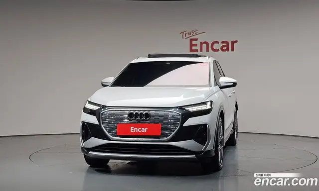 Audi Q4 e-tron 2025 0.2 автомат (гидро), миниатюра 3