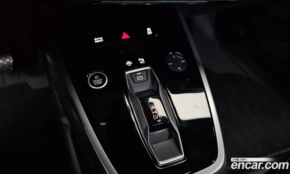 Audi Q4 e-tron 2025 0.2 автомат (гидро), фото 9