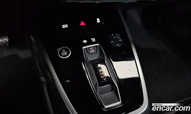 Audi Q4 e-tron 2025 0.2 автомат (гидро), миниатюра 9