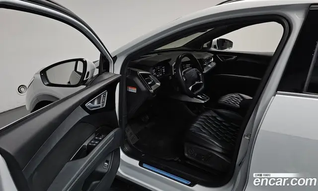 Audi Q4 e-tron 2025 0.2 автомат (гидро), миниатюра 10