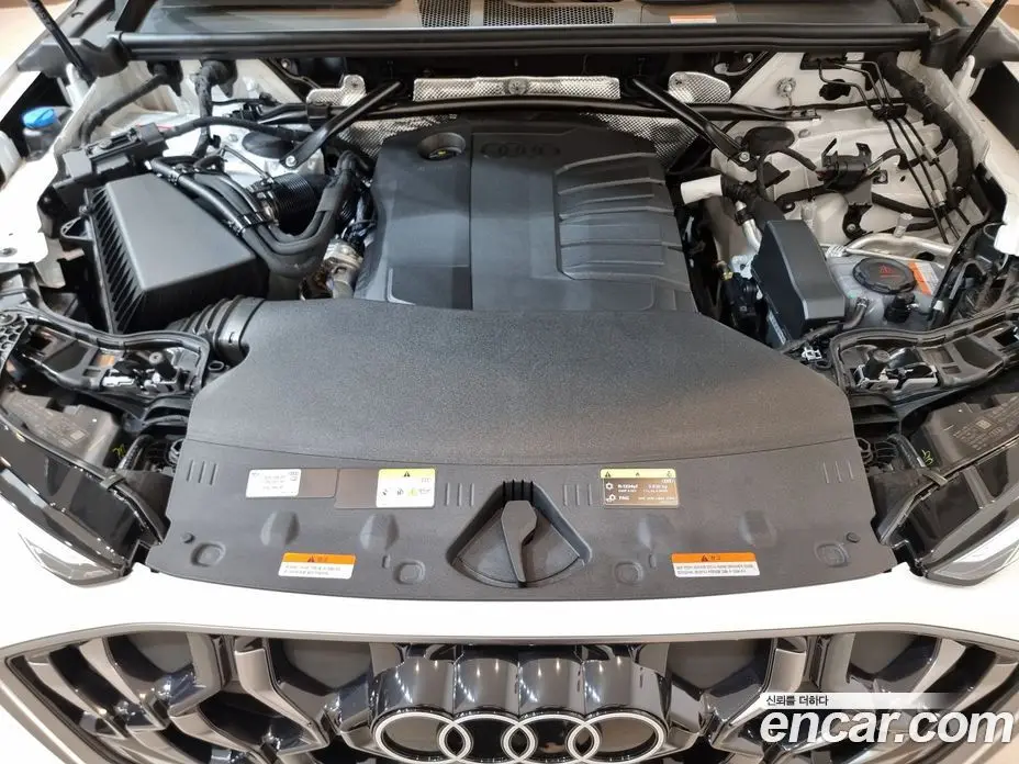 Audi Q5 2025 2.0 автомат (гидро), фото 6