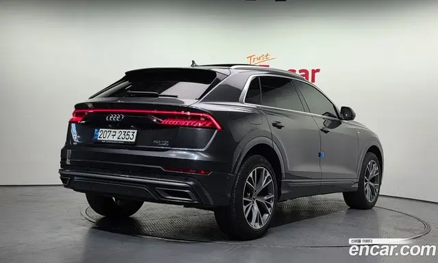 Audi Q8 2021 3.0 автомат (гидро), миниатюра 2