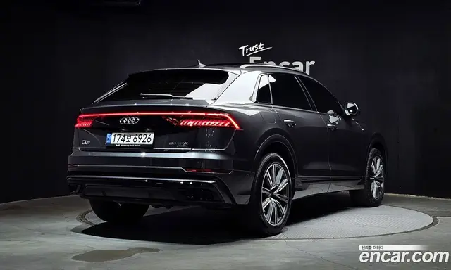 Audi Q8 2021 3.0 автомат (гидро), миниатюра 2