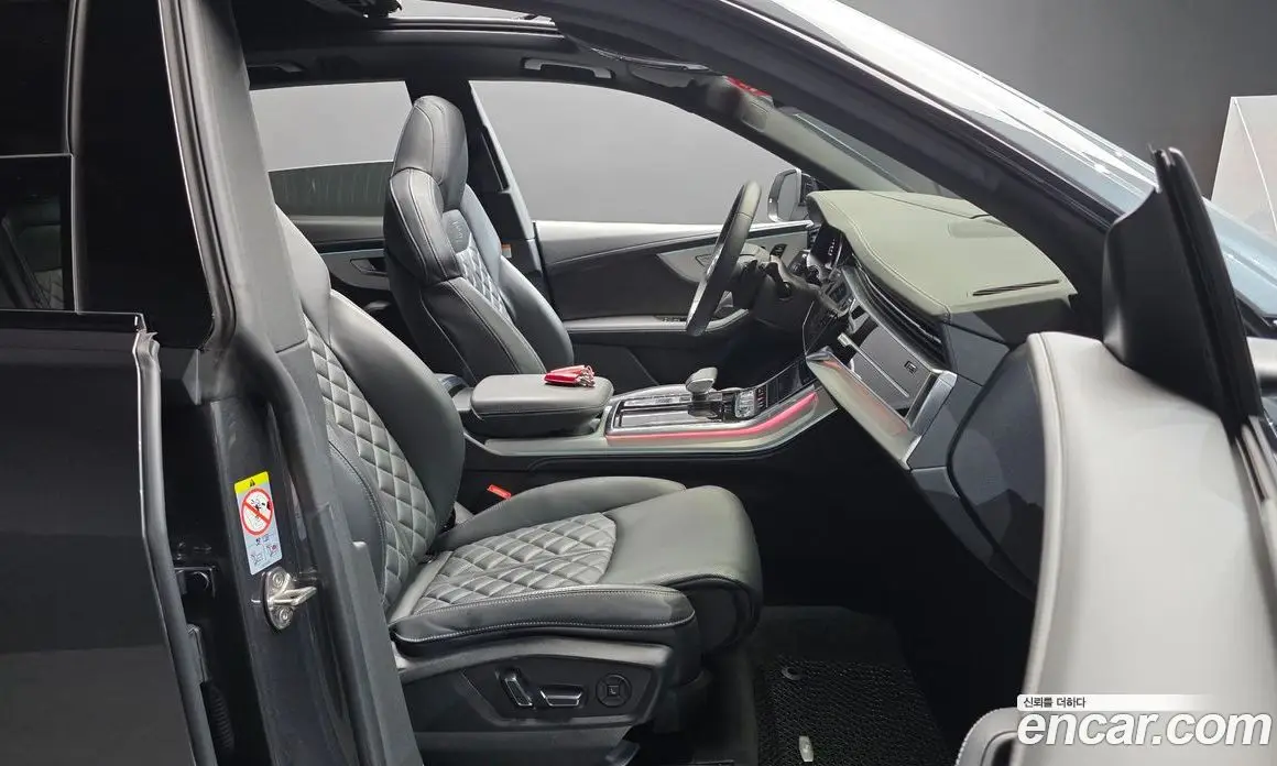 Audi Q8 2021 3.0 автомат (гидро), фото 16