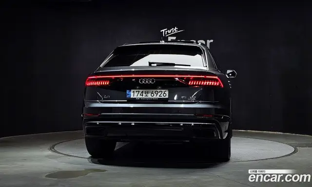 Audi Q8 2021 3.0 автомат (гидро), миниатюра 4