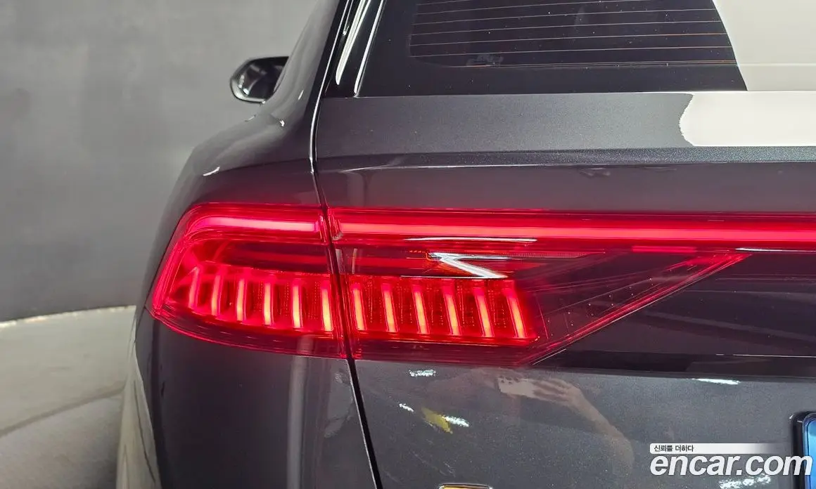 Audi Q8 2021 3.0 автомат (гидро), фото 9