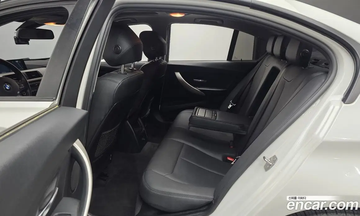 BMW 3 серия 2015 2.0 автомат (гидро), фото 12