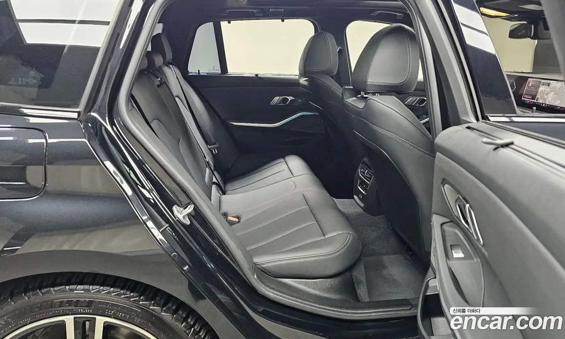 BMW 3 серия 2025 2.0 автомат (гидро), фото 17