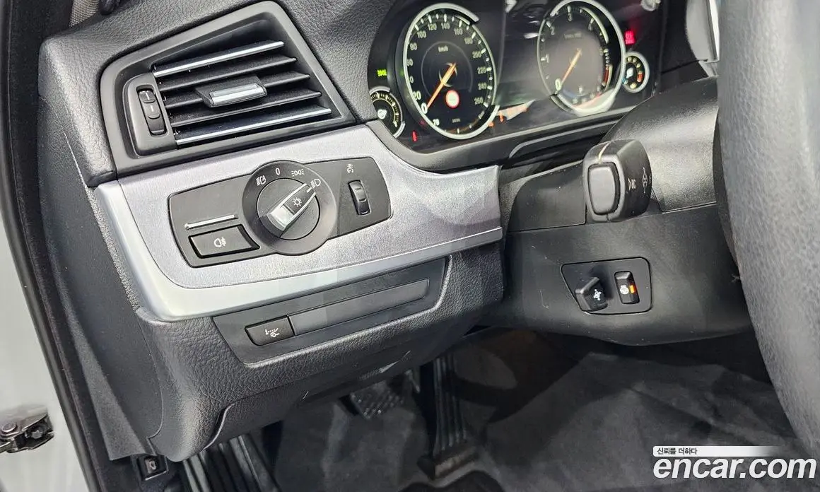 BMW 5 серия 2015 2.0 автомат (гидро), фото 18