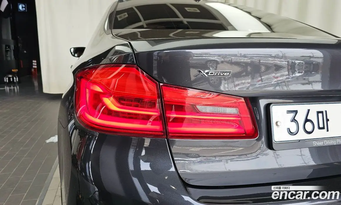 BMW 5 серия 2017 2.0 автомат (гидро), фото 9