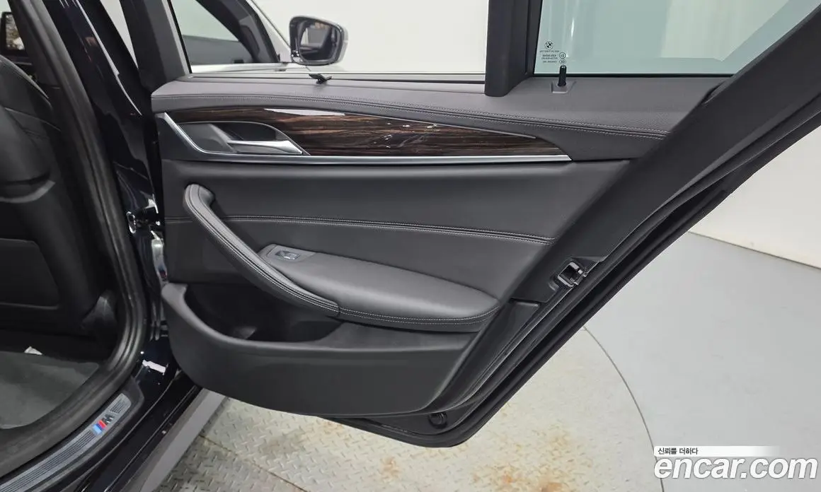 BMW 5 серия 2022 2.0 автомат (гидро), фото 15