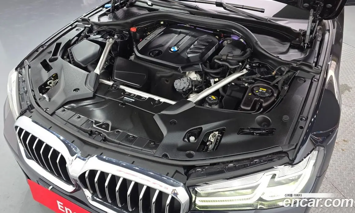 BMW 5 серия 2022 2.0 автомат (гидро), фото 6