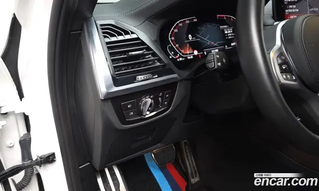 BMW X4 2020 2.0 автомат (гидро), миниатюра 12