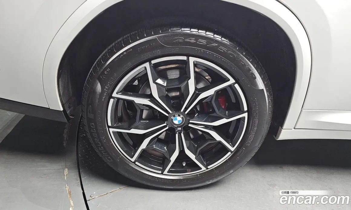 BMW X4 2023 2.0 автомат (гидро), фото 5