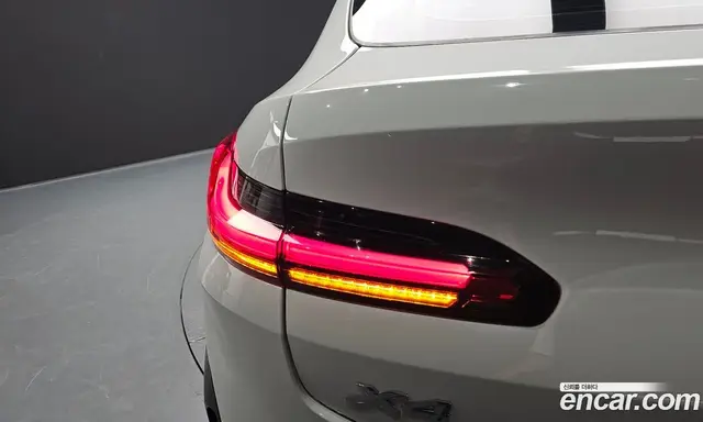 BMW X4 2023 2.0 автомат (гидро), миниатюра 9