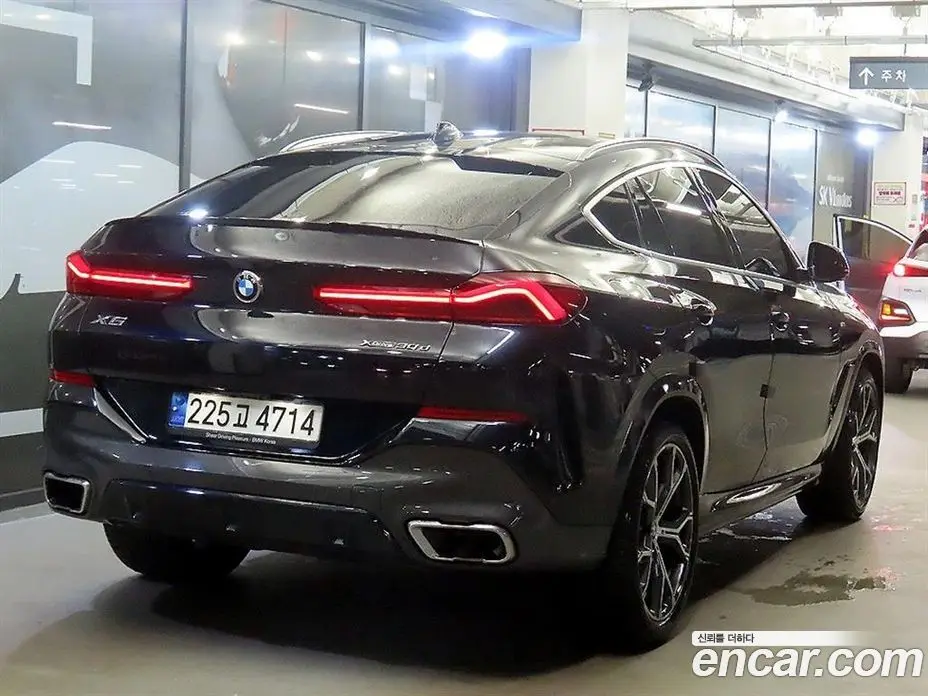 BMW X6 2021 3.0 автомат (гидро), фото 4