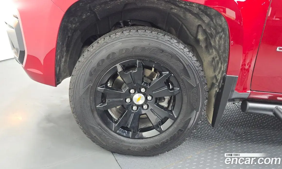 Chevrolet Colorado 2022 3.6 автомат (гидро), фото 28