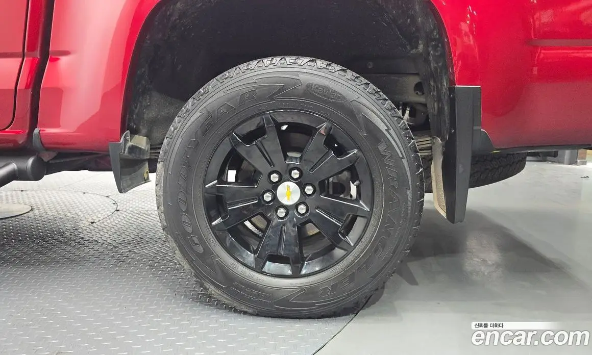 Chevrolet Colorado 2022 3.6 автомат (гидро), фото 29
